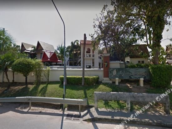 Паттайя: Pattaya Downtown 5 Bedrooms Pool Villa