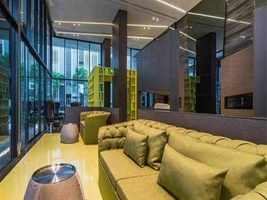 Паттайя: 6 The Base Seaview Two Bedroom With Infinity Pool