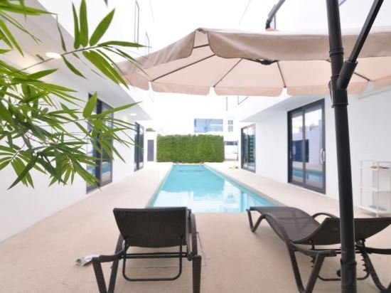 Pattaya Super Luxury 8 Bedroom Independent Pool Villa — фото 1