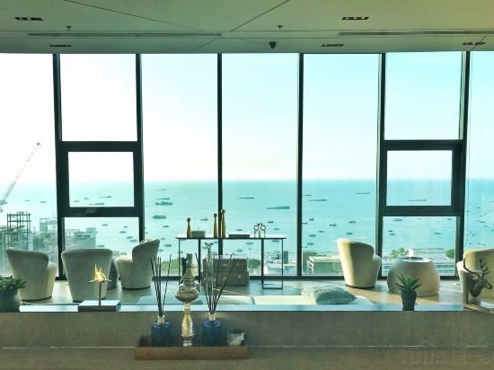 Паттайя: Apartment Sea View With Infinity Pool With Invincible Sea View B4