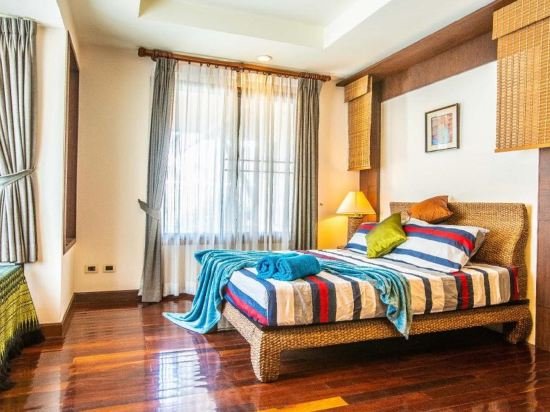 Паттайя: Pattaya Siam Downtown 4 Bedroom Independent Pool Villa