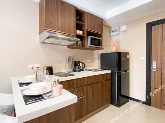 Муанг: Naiharn Sea Condo By Space P210