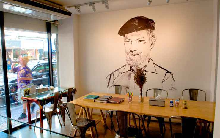 Бангкок: Brunch Makers Cafe' & Hostel