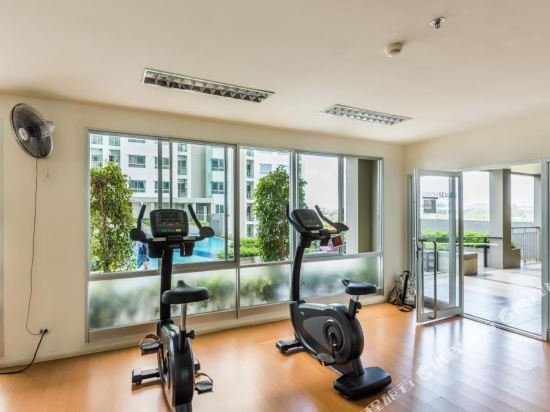 Паттайя: Lumpini Jomtien 23 Khun Sri 海景公寓(Lumpini Seaview Jomtien Condo 23 Khun Sri)