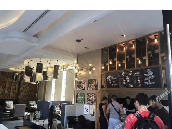 Чиангмай: Nearest to the ancient city, ASTRA high-end apartment Changkang road night market 2 branches