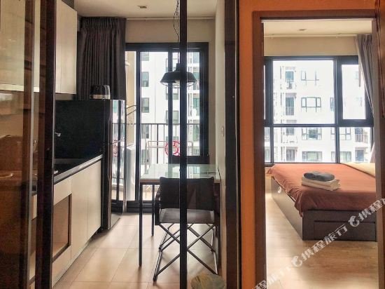 Паттайя: Dripping Dan Screen Apartment