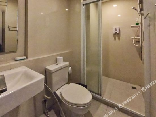 Паттайя: Dripping Dan Screen Apartment