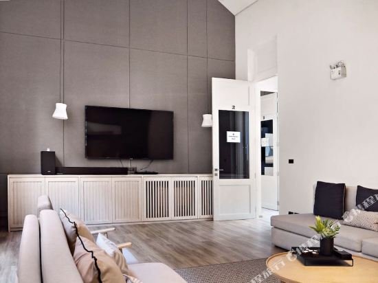 Бангкок: Gunner Apartment