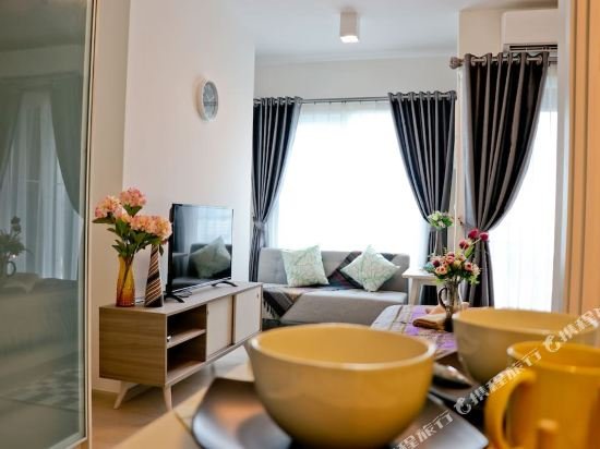 Бангкок: Giselle Apartment