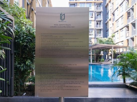 Бангкок: Metro Luxe Rama 4 Swimming Pool Apartment