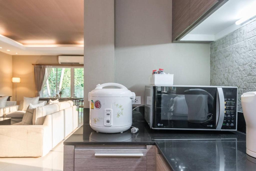 AnB Poolvilla Grand Modern 3BR Jomtien for 10pax — фото 1