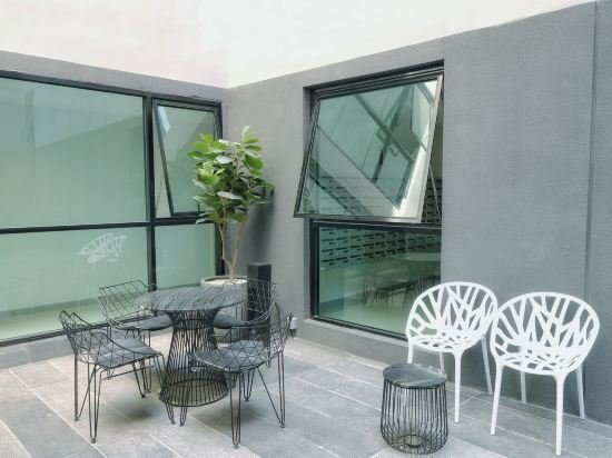 Бангкок: Vtara 4 International Apartment