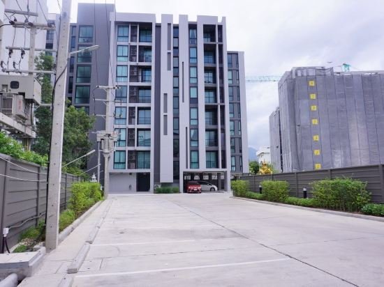 Чиангмай: Ningman Road Royal Fine Apartment 607 / Chinese TV / Exclusive swimming pool