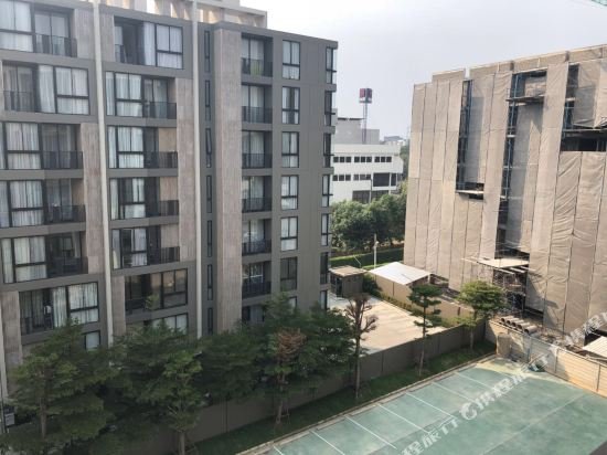 Чиангмай: Ningman Road Royal Apartment 608 / Chinese TV / Exclusive swimming pool