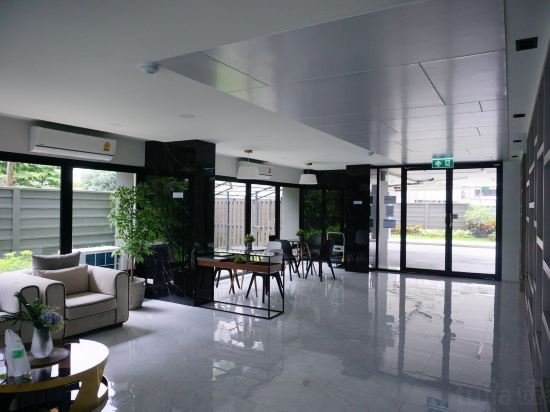 Чиангмай: Ningman Road Royal Apartment 609 / Chinese TV / Exclusive swimming pool