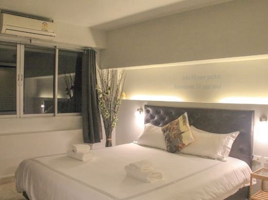Бангкок: 400M To Bts Mrt Luxury Bedding Breakfast