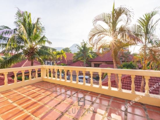 Хуахин: 4 Bedroom Pool Villa In Great Location (CV4)