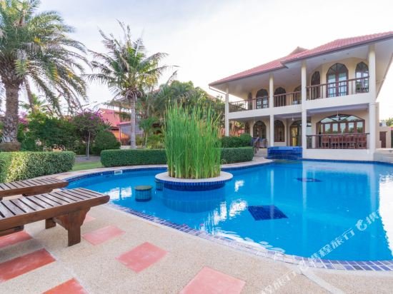 Хуахин: 4 Bedroom Pool Villa In Great Location (CV4)