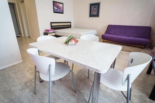 Самара: Apartment On Nekrasovskaya 15