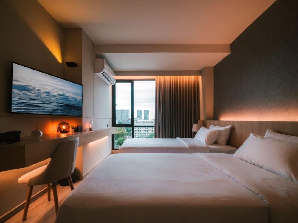 Бангкок: 56 Hotel