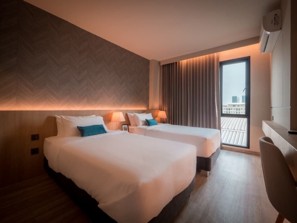 Бангкок: 56 Hotel