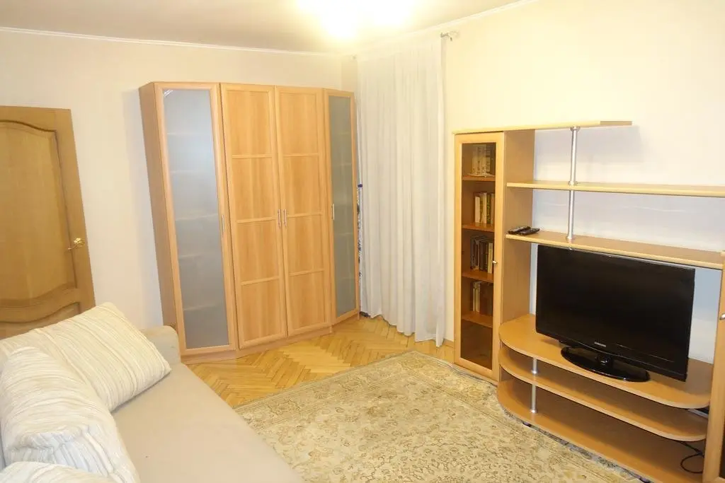Москва: Apartment on Paveletskaya