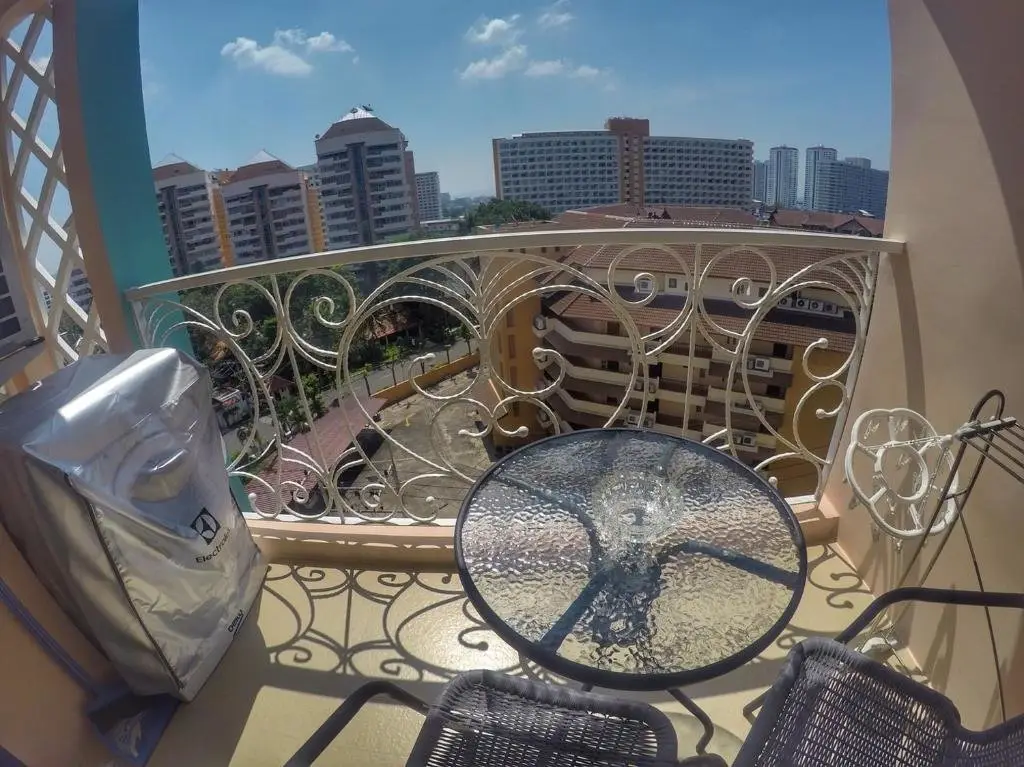 Паттайя: Grande Caribbean by Siam Luxury