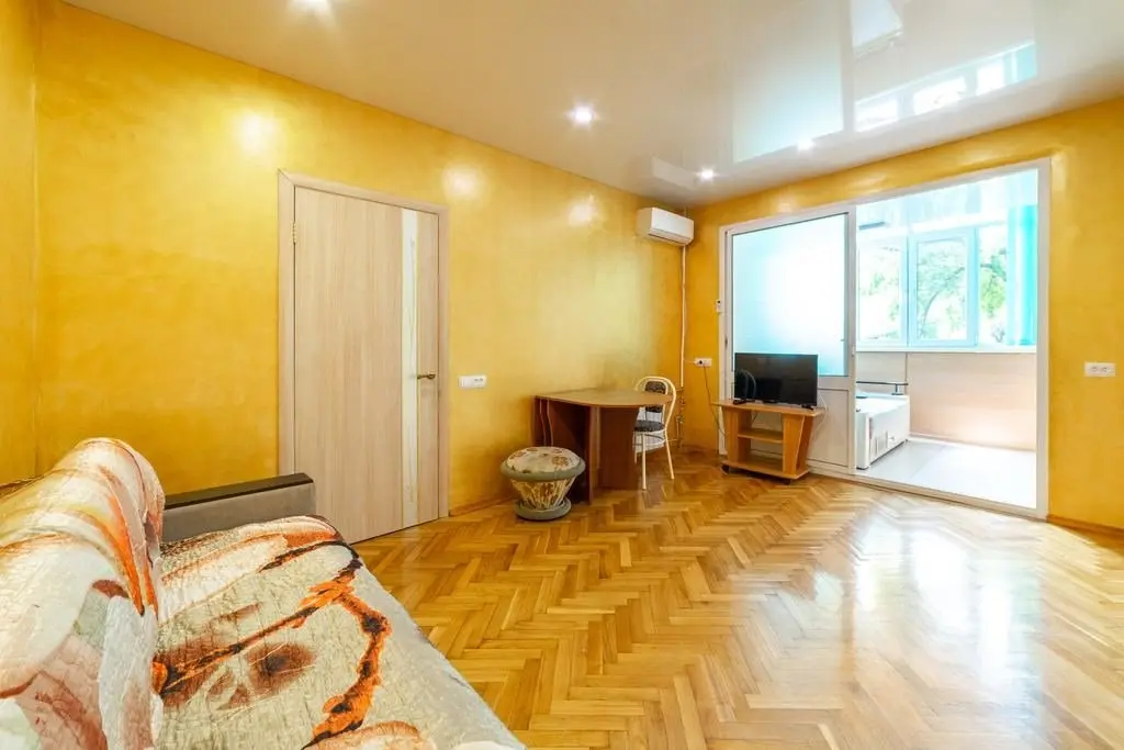 Сочи: Deluxe By The Riviera Park Parkovaya 42 Apartments