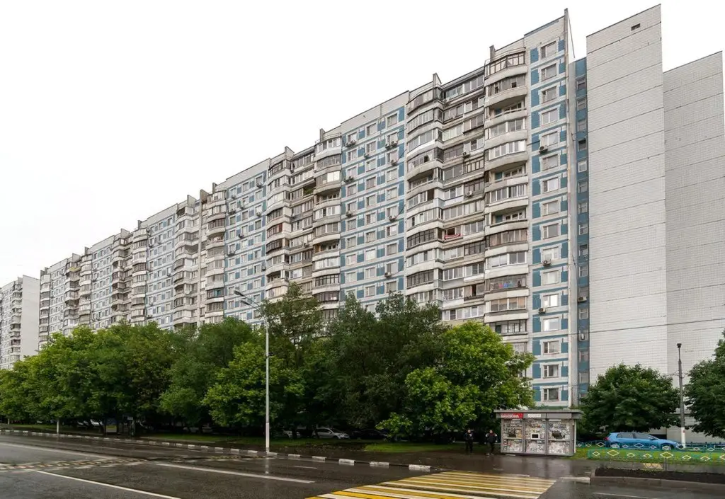 Москва: Brateevskaya 21 1 Apartments