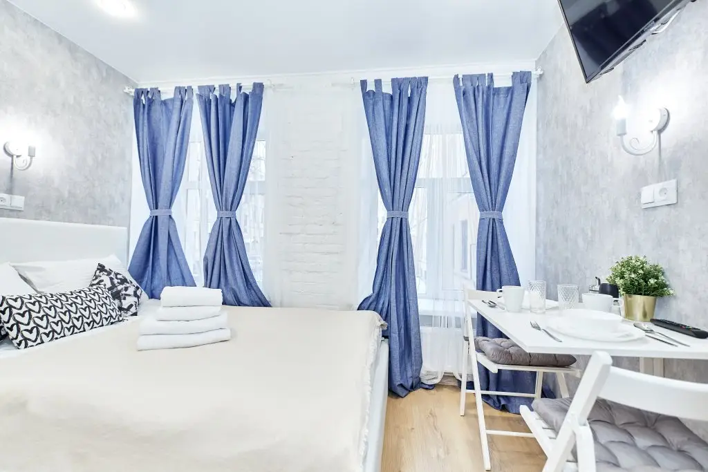 Санкт-Петербург: Takeroom Letnij Sad Apartments