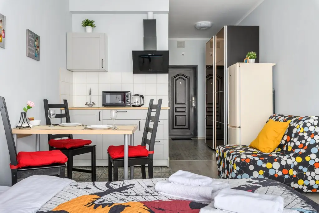 Санкт-Петербург: Na Savushkina 104 Red Apartments