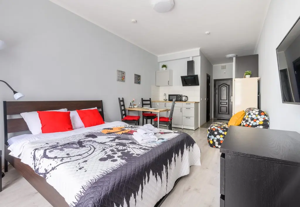 Санкт-Петербург: Na Savushkina 104 Red Apartments