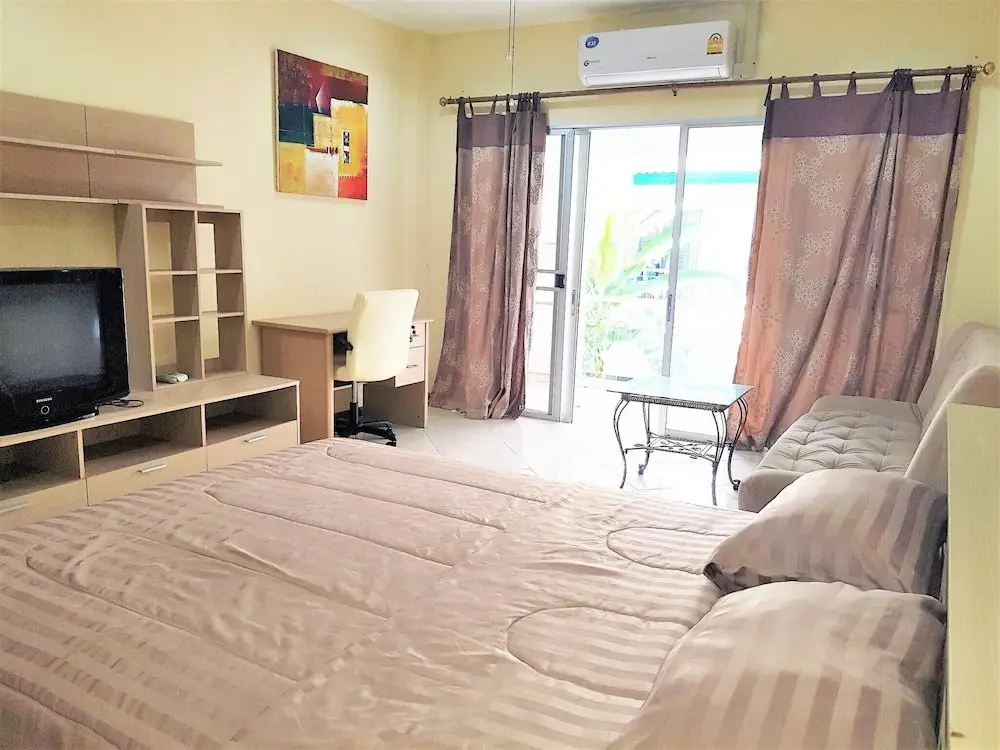 Паттайя: 42 Sq M Studio At Baan Suan Lalana, Near Jomtien Beach