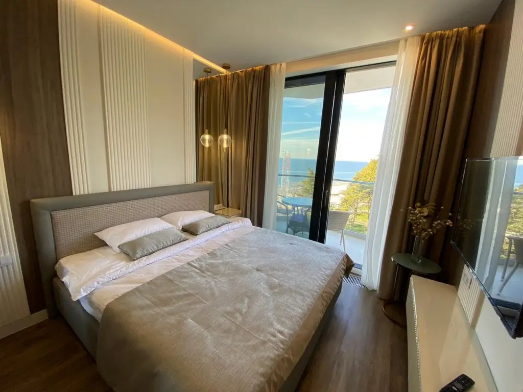 Сочи: V Luchezarnom Apartments