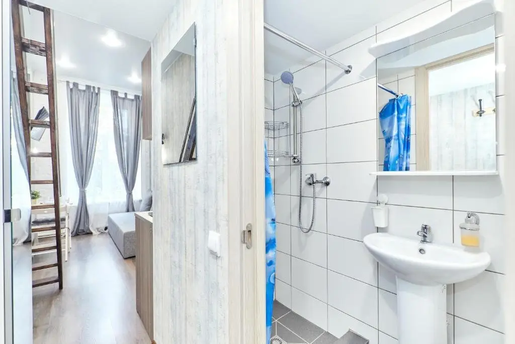 Санкт-Петербург: Takeroom Petropavlovskaya Apartments