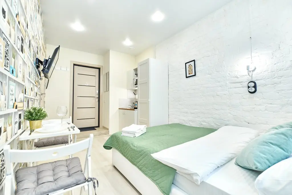 Санкт-Петербург: Takeroom 6 Ya Sovetskaya 5 Apartments