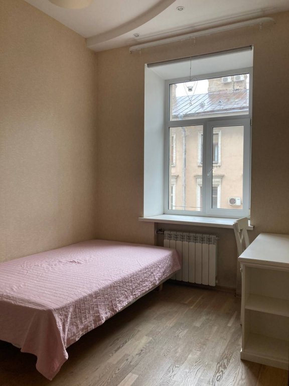 Санкт-Петербург: Korolenko 10 3 Lodging House
