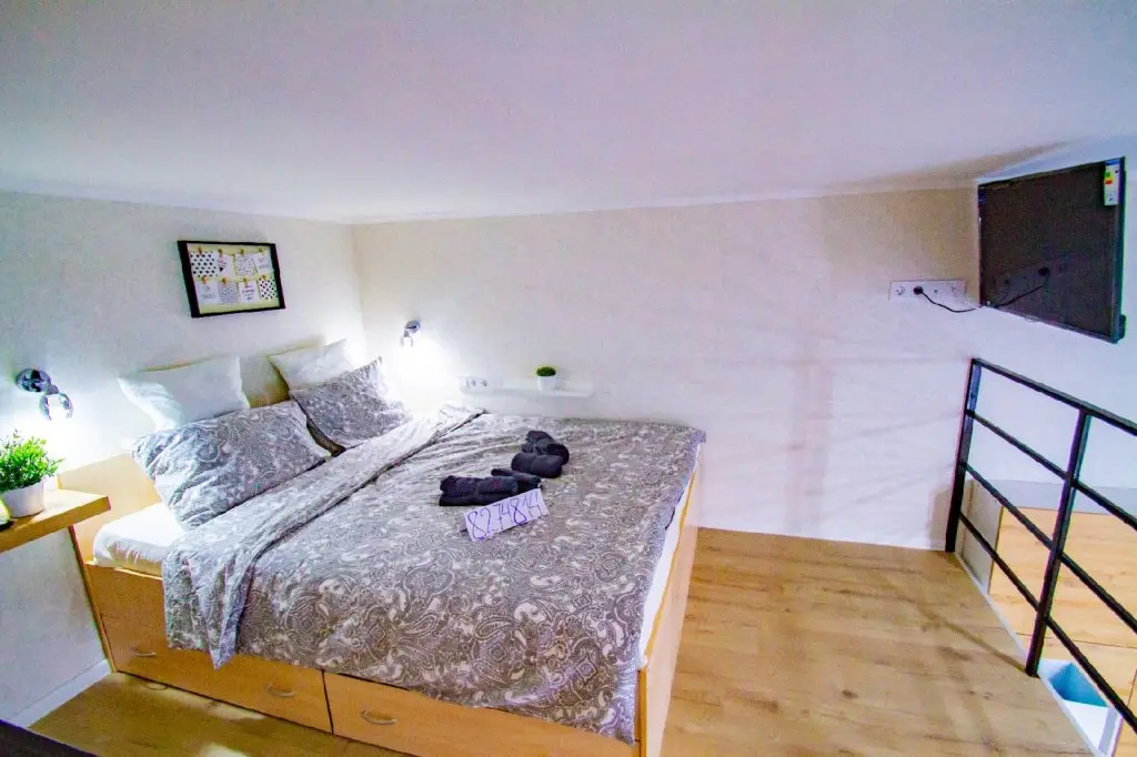 Мытищи: Komarova 2 3 Apartments