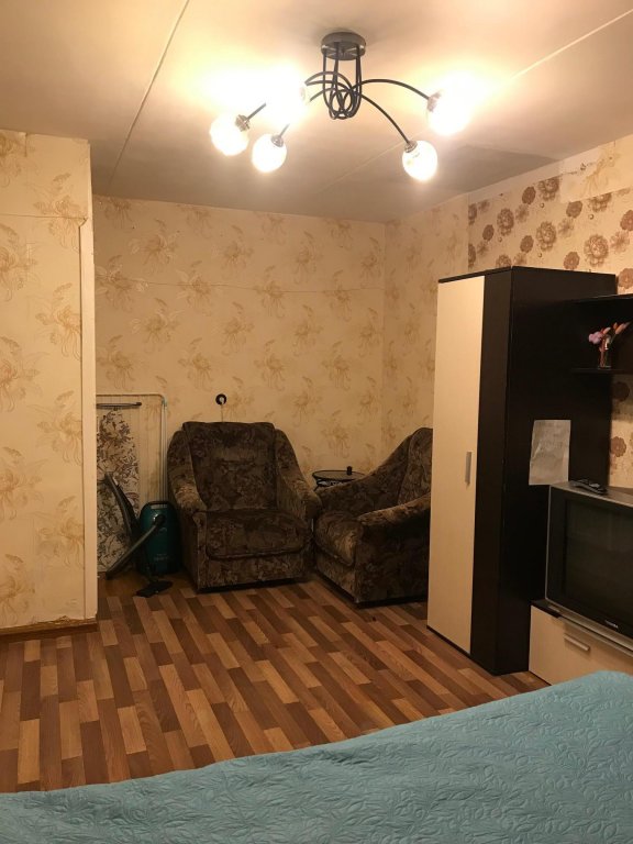 Кировск: Апартаменты Кирова 35