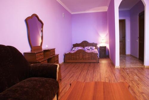 Одзун: Odzun Boarding House