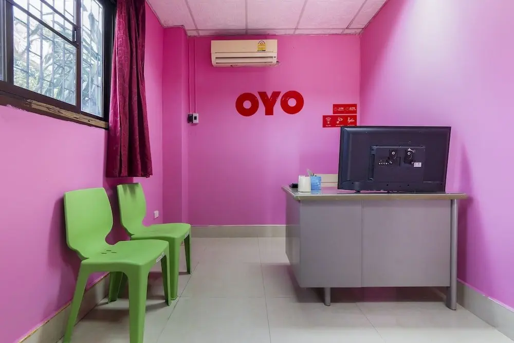 Бангтхорат: For Love Hotel by OYO Rooms