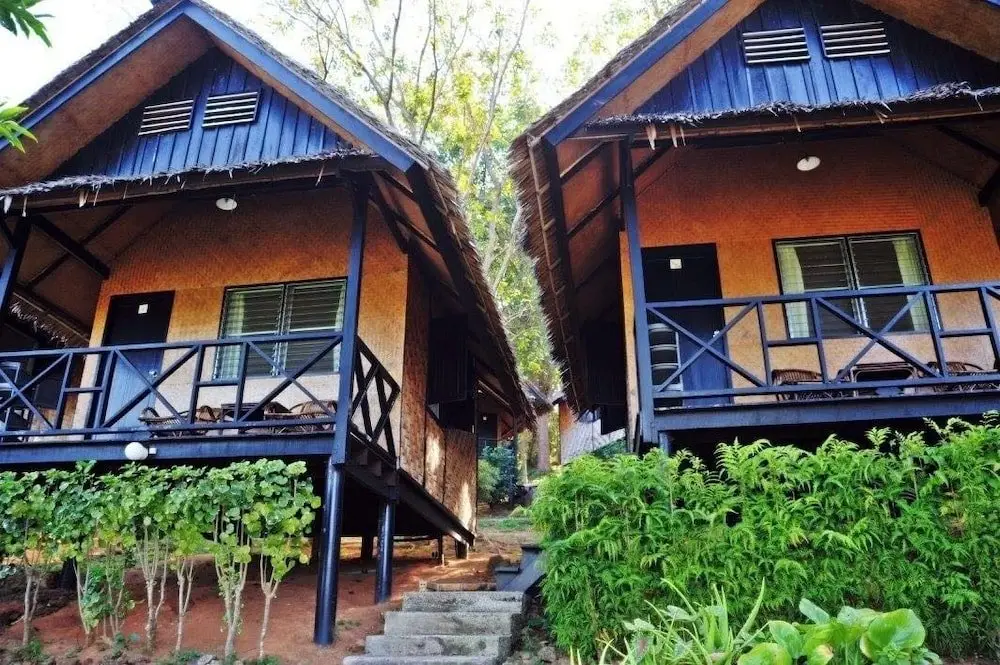 Тхаланг: Naiya Beach Bungalow
