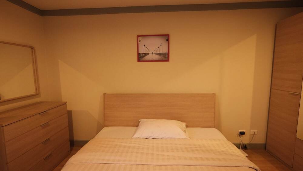 Лам-Лук-Ка: Nontsee Apartment