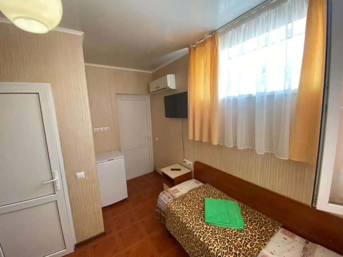 Витязево: Guest House Primorskaya