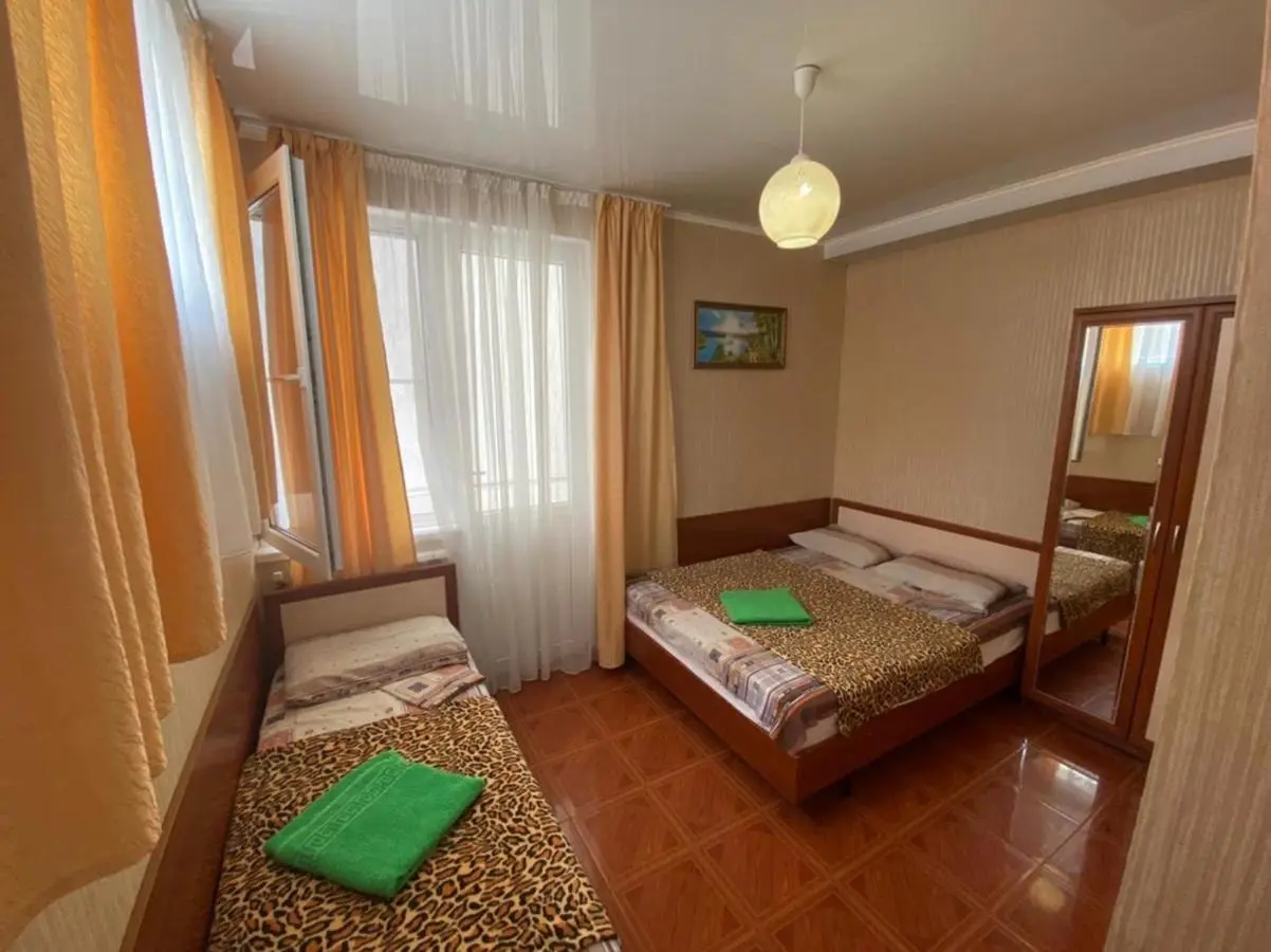 Витязево: Guest House Primorskaya