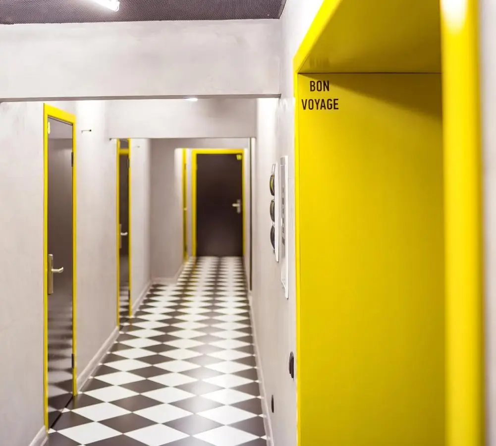 Москва: Local Hotel
