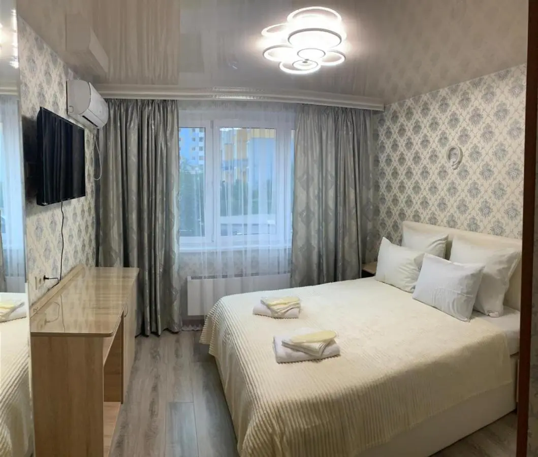 Коммунарка: Hotel Buta