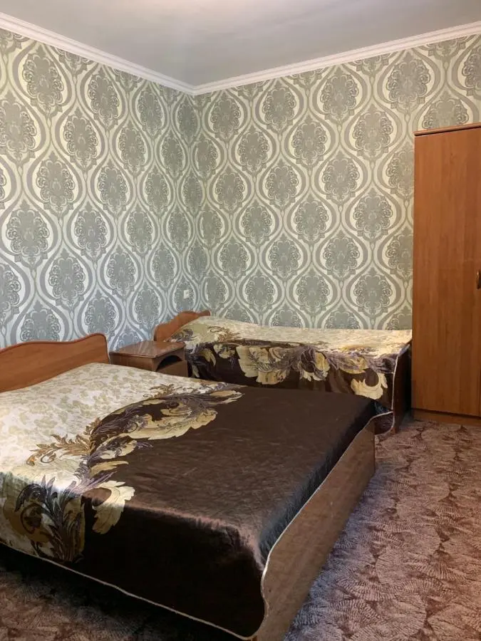 Красная Поляна: гостевой дом ГРАНТ