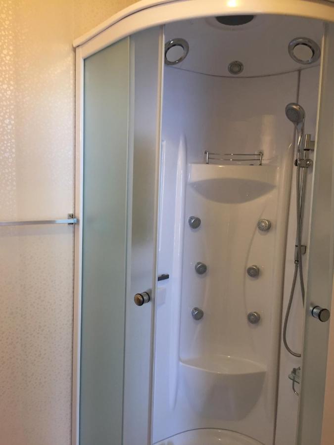 Сочи: Guest House Armavirskaya 85