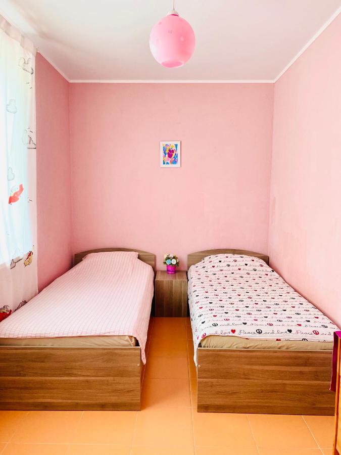 Кучугуры: Orekhoviy Rai